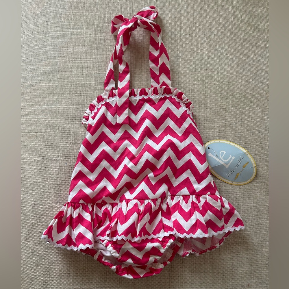 Little English romper NWT